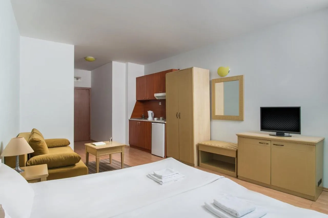 Primorsko Del Sol Apartments